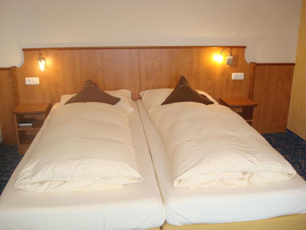 Hotel Gasthof Seefelder Hof Diessen am Ammersee Room photo