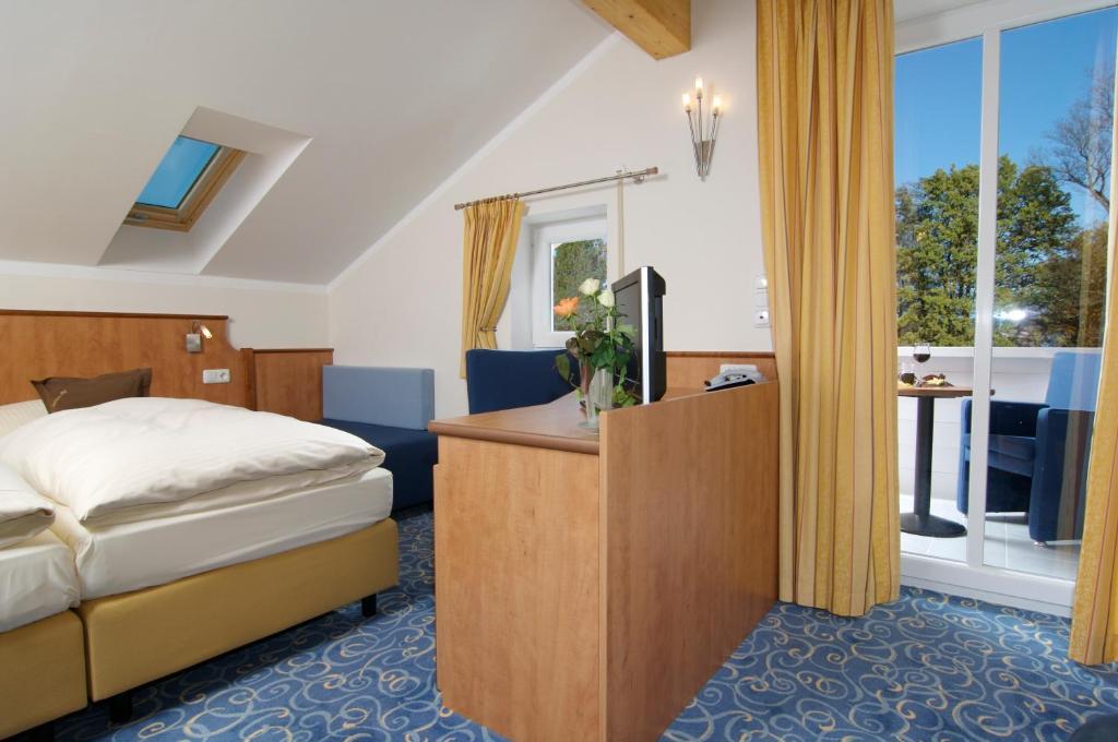 Hotel Gasthof Seefelder Hof Diessen am Ammersee Room photo